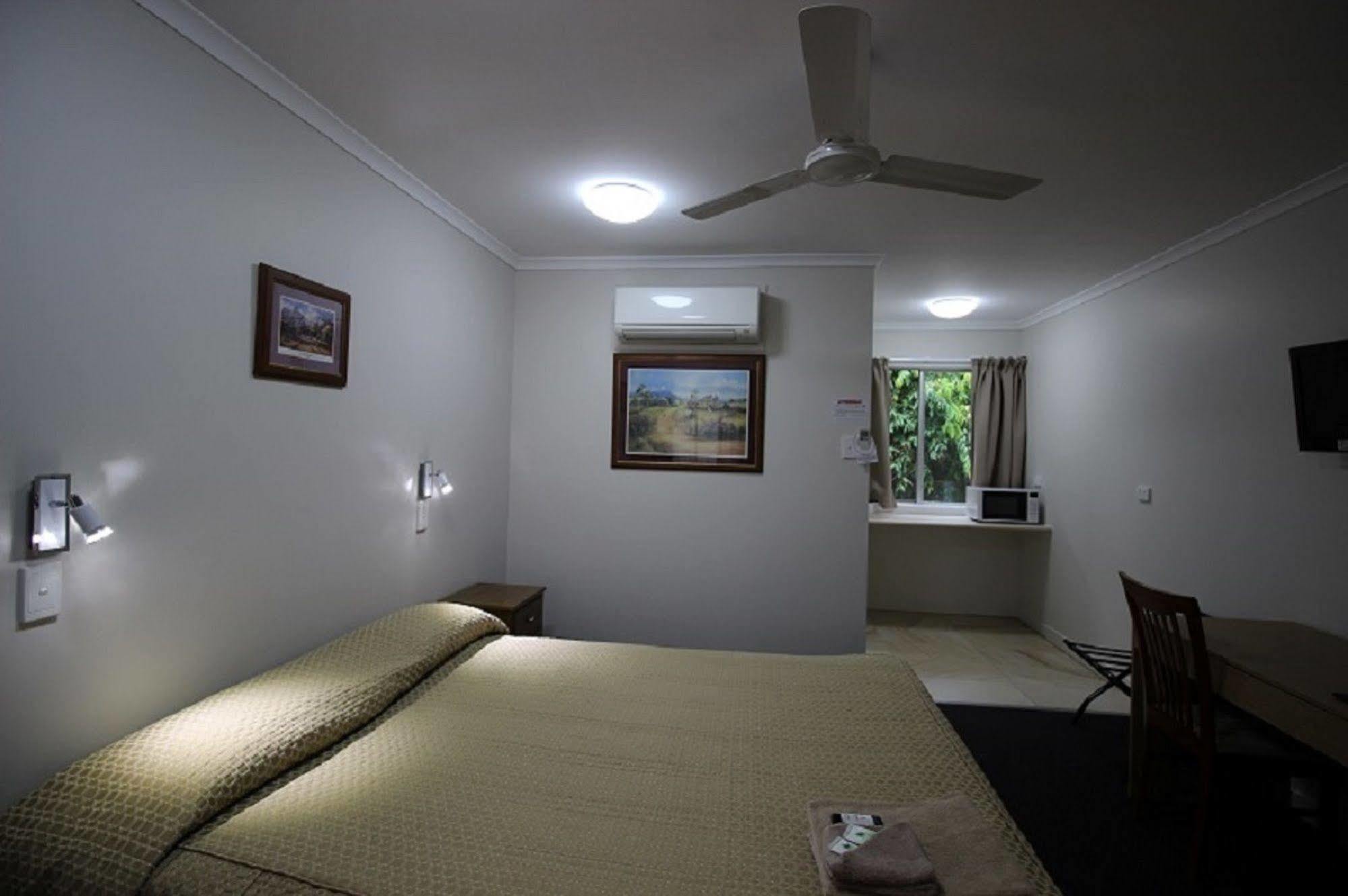 Atherton Hinterland Motel Extérieur photo
