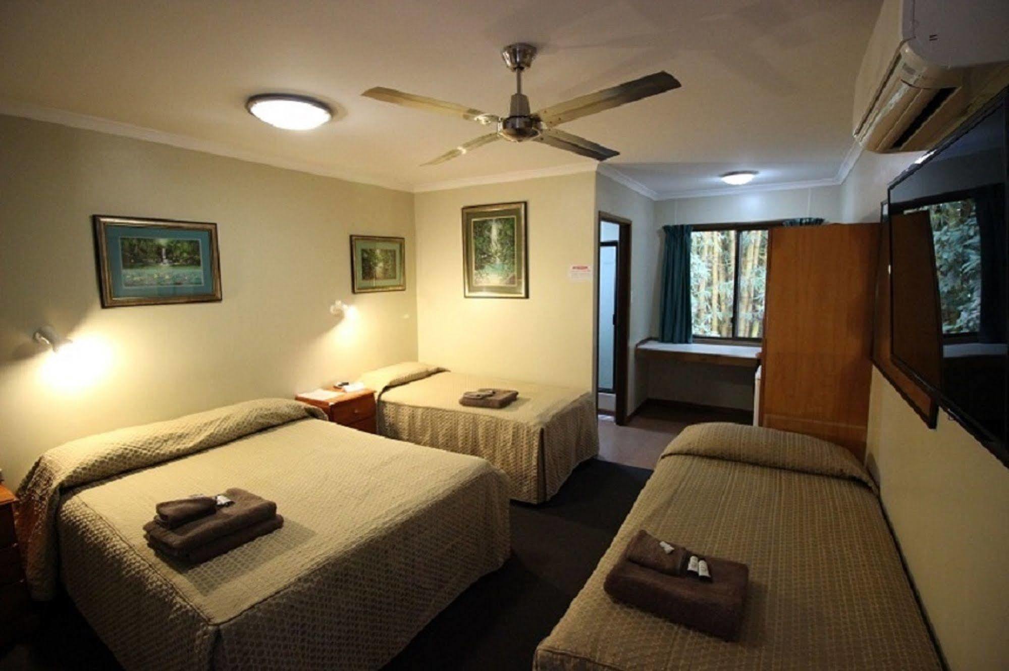 Atherton Hinterland Motel Extérieur photo