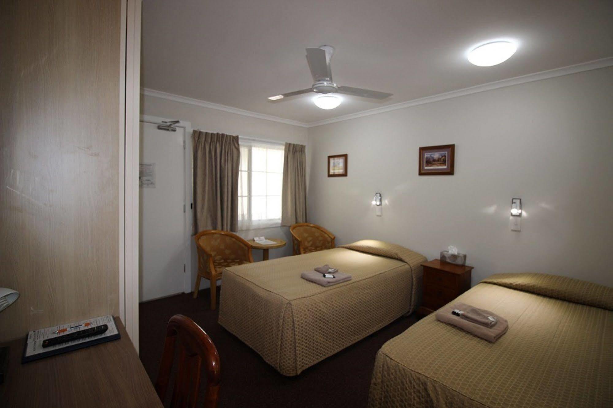 Atherton Hinterland Motel Extérieur photo