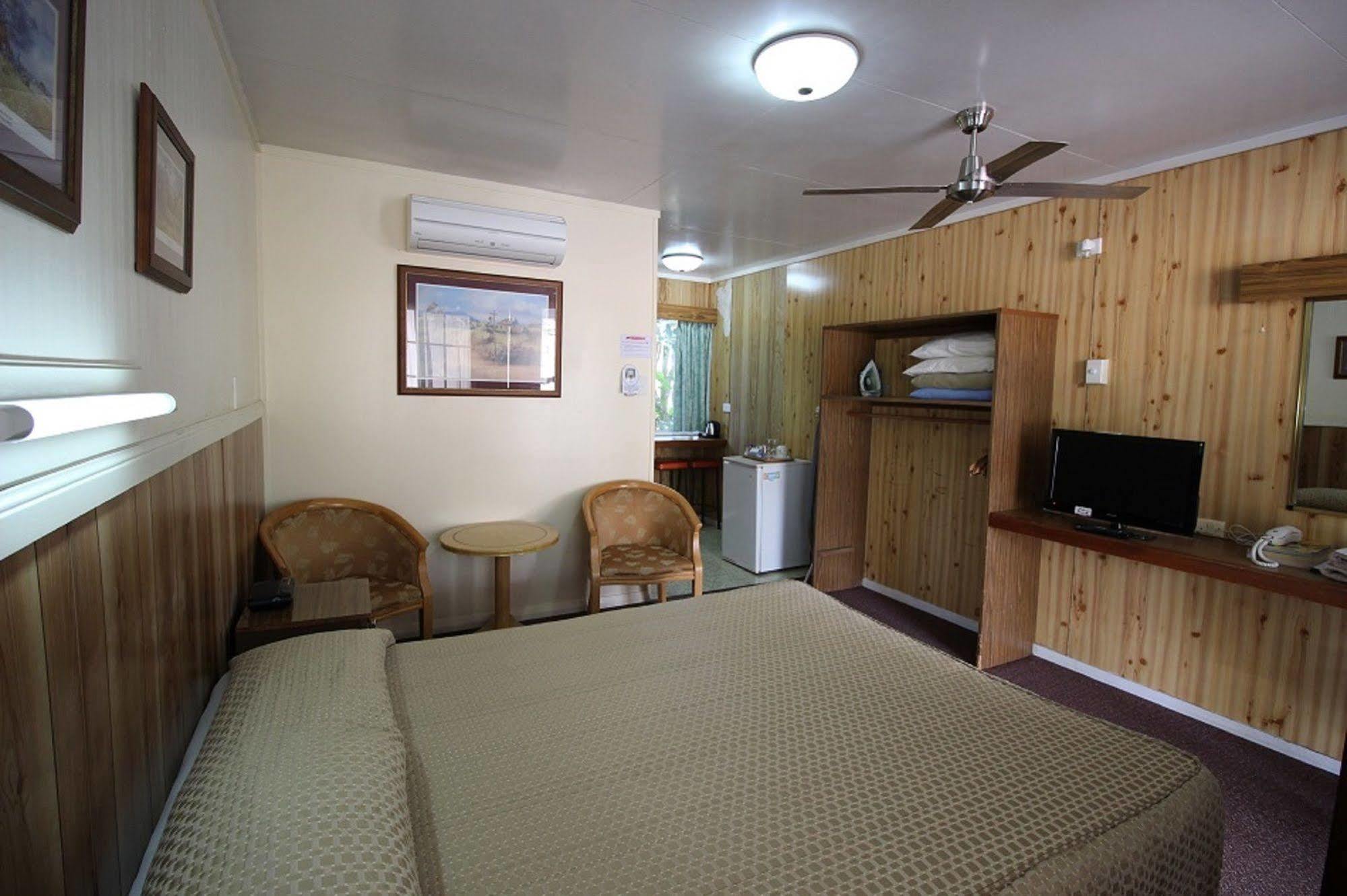 Atherton Hinterland Motel Extérieur photo